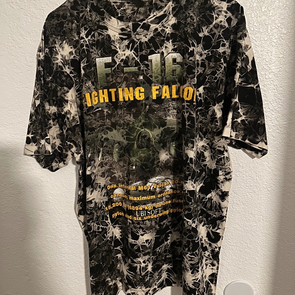 F-16 Fighting Falcon Mens T-shirt Size XL - Picture 1 of 4